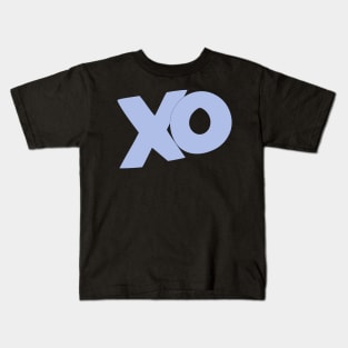 XO hugs and kisses cartoon text art in lite blue Kids T-Shirt